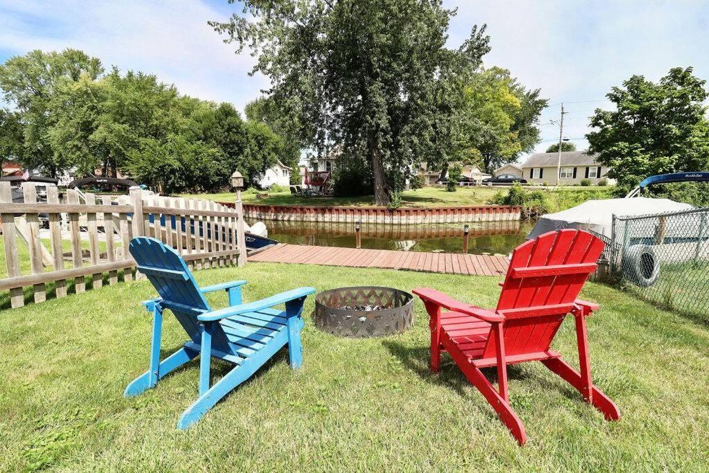 Chain O Lakes Nautical 4Bed 3Bath Waterfront With Bonus Room, Large Deck And Hot Tub Fox Lake Exteriér fotografie