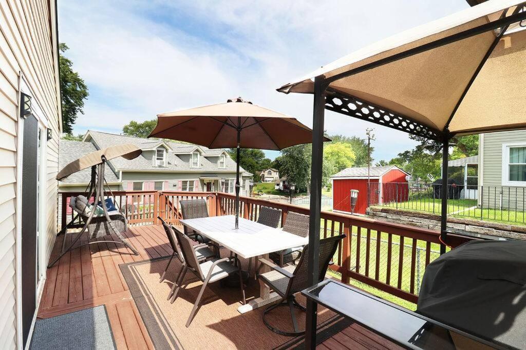 Chain O Lakes Nautical 4Bed 3Bath Waterfront With Bonus Room, Large Deck And Hot Tub Fox Lake Exteriér fotografie
