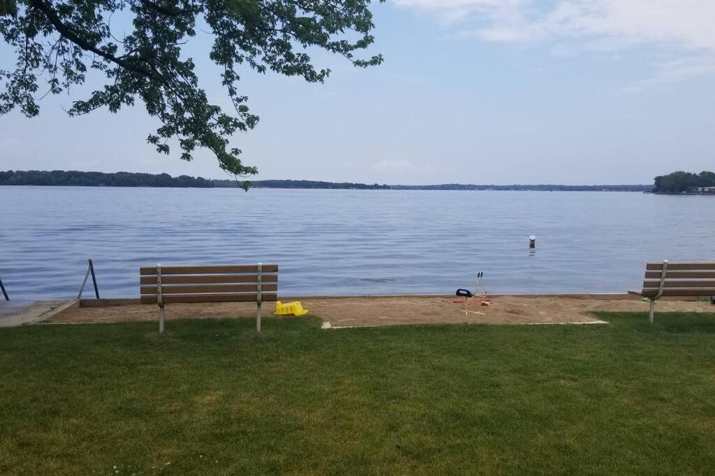 Chain O Lakes Nautical 4Bed 3Bath Waterfront With Bonus Room, Large Deck And Hot Tub Fox Lake Exteriér fotografie